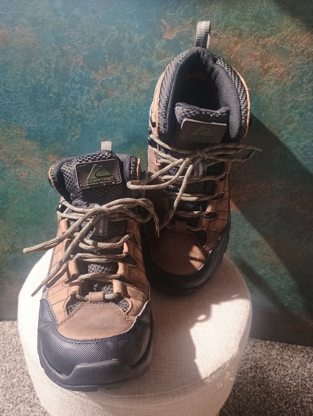 Ozark Trail Men's Meadows Waterproof Casual Mid Hiking Boots Men's Size 7